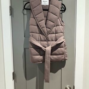 SPANX Quilted Vest in Beige